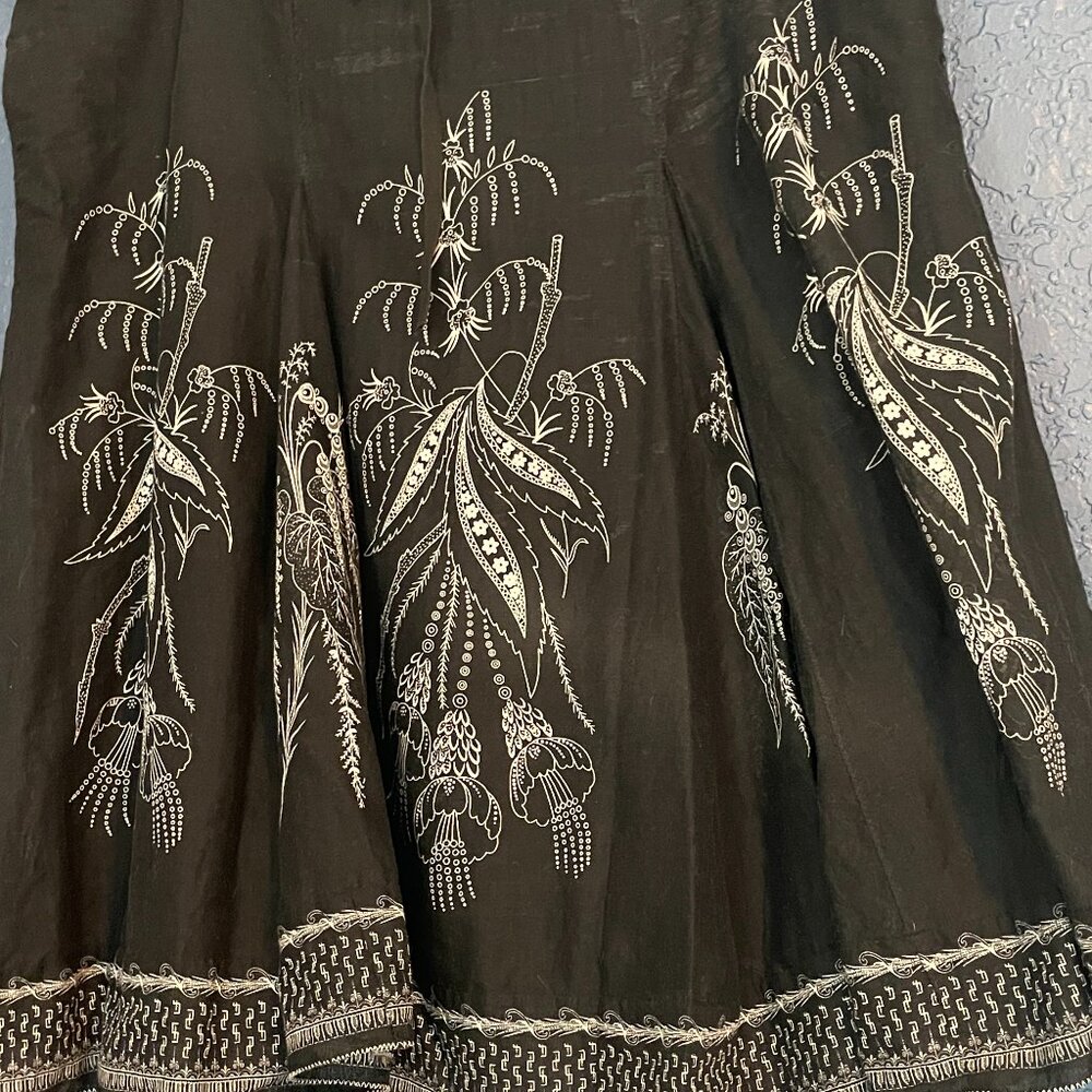 Black & White Skirt